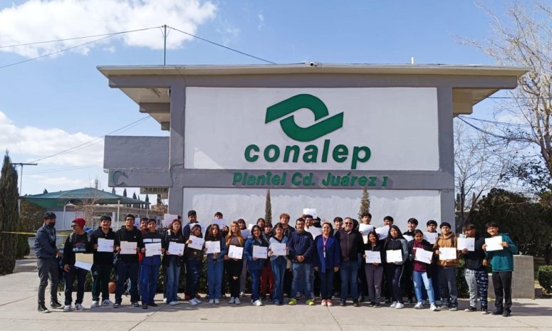 Estudiantes del CONALEP responden a influencers que se burlaron de ellos y defienden su educación técnica