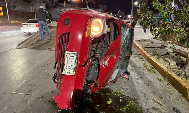 Vuelca y queda lesionado en La Cantera