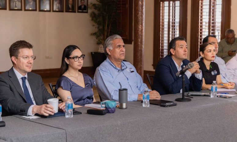 Convoca alcalde Bonilla a reunión a gabinete completo