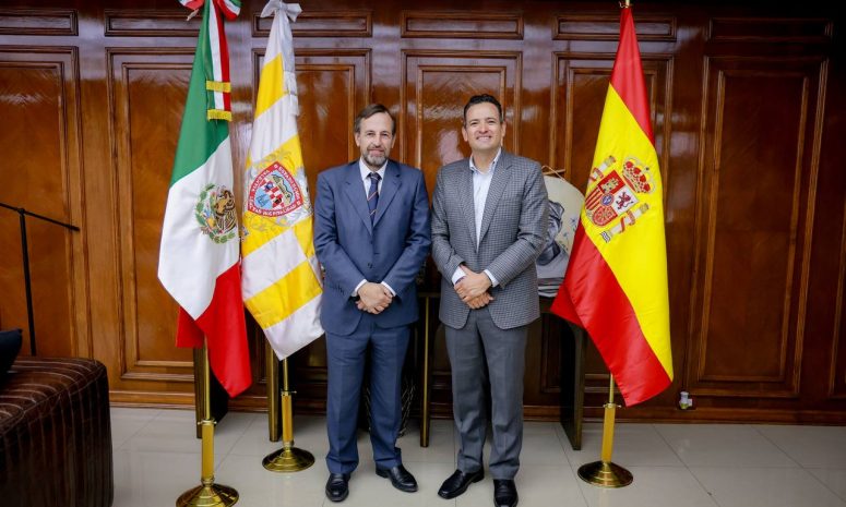 Encuentro en Presidencia de Bonilla y cónsul español