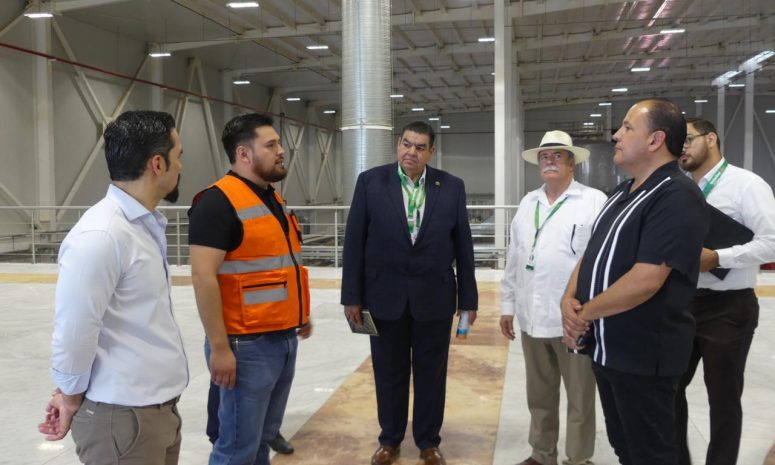 Firma Conalep convenio estratégico con Heineken Meoqui