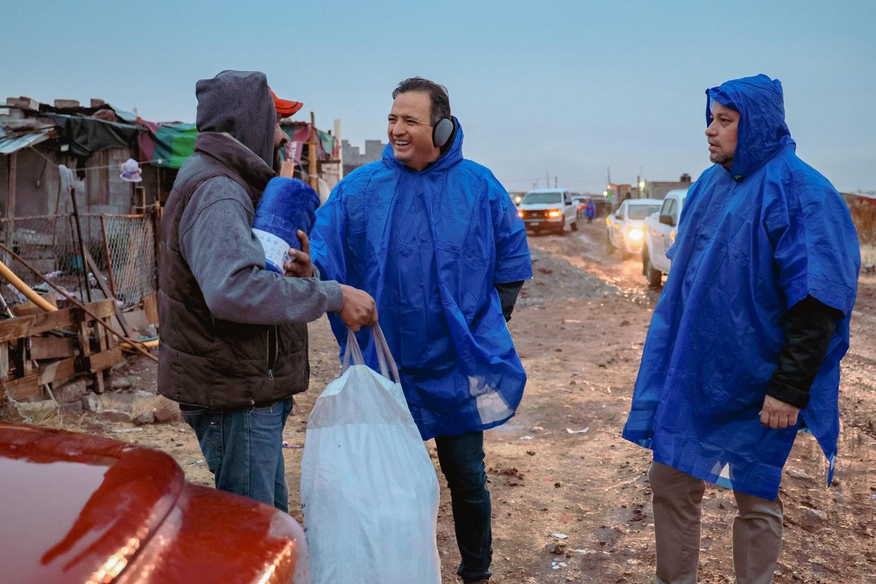 Lleva Marco Bonilla apoyos a Los Mezquites - Noticias Quadratín Chihuahua