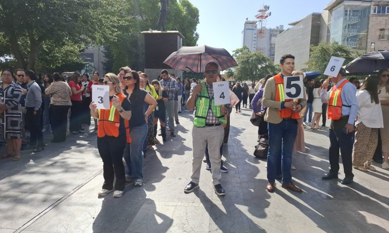 Participan 250 empleados en simulacro realizado en Congreso del Estado