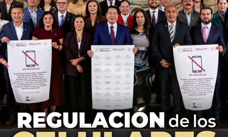 Restringirán uso de celulares en escuelas a partir del próximo mes