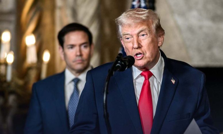 Advierte Donald Trump fuertes aranceles a la UE por pacto con Canadá