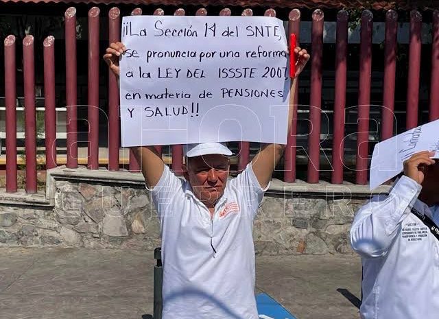 Trabajadores del ISSSTE toman oficinas sindicales en Ciudad Juárez