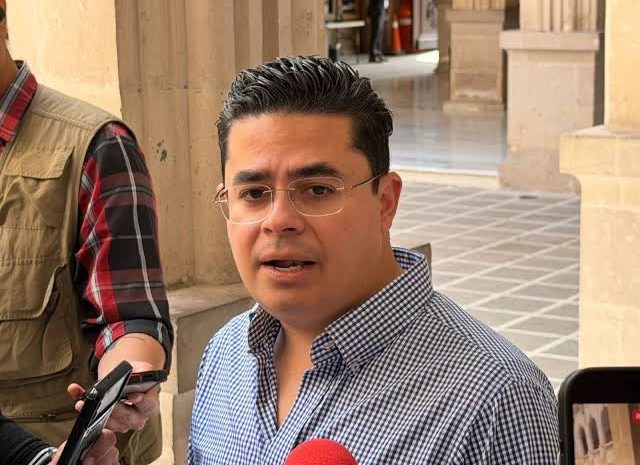 Trascienden versiones sobre posible amparo de Rafael Loera ante eventual orden de aprehensión