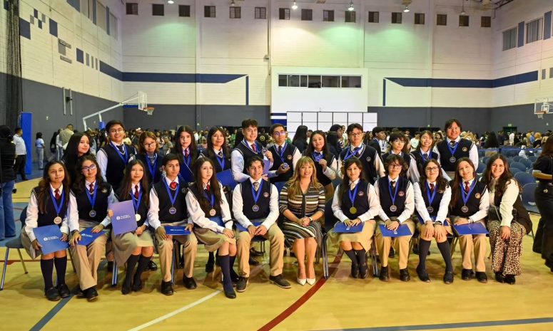 Reconoce Tec de Monterrey a 250 jóvenes de Juárez por excelencia académica