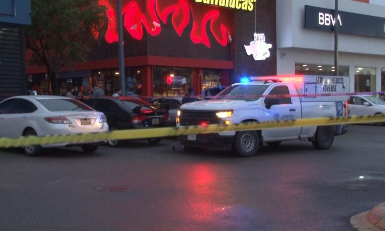Identifica Fiscalía a hombre asesinado en plaza comercial de la avenida Pacheco