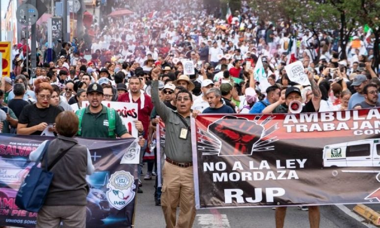 Trabajadores del IMSS anuncian protestas cada 15 días y exigen renuncia de su líder sindical
