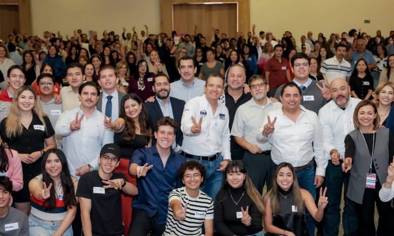 Marco Bonilla reúne a jóvenes, adultos mayores y empresarios en foro “Ideas en Acción” rumbo a 2027