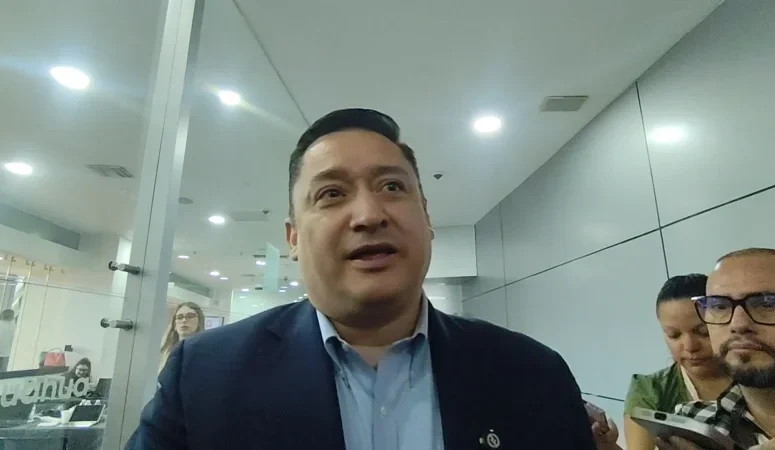 Alfredo Chávez exige debido proceso para César Jáuregui y pide no politizar el caso