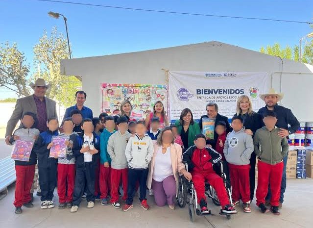 Entregan apoyos a niños, escuelas y familias vulnerables en Nuevo Casas Grandes